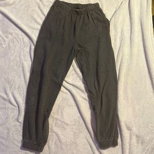 Brandy Melville Rosa Sweatpants, color gray, one size